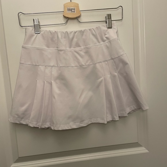Must go before 27th! Brand New Tennis Skort Size XS - Picture 2 of 2